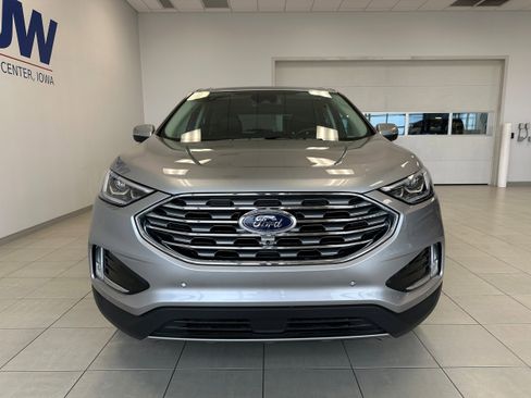 Used 2024 Ford Edge Titanium w/ Equipment Group 301A AWD/4WD image 3