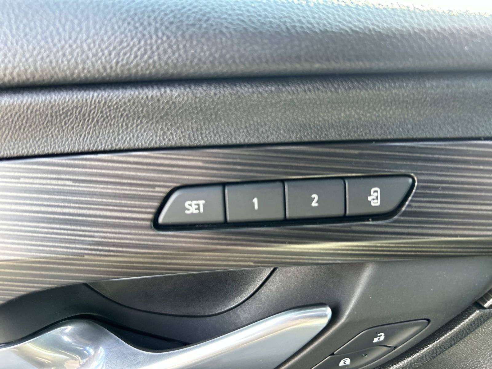 Used 2022 GMC Terrain SLT FWD image 18