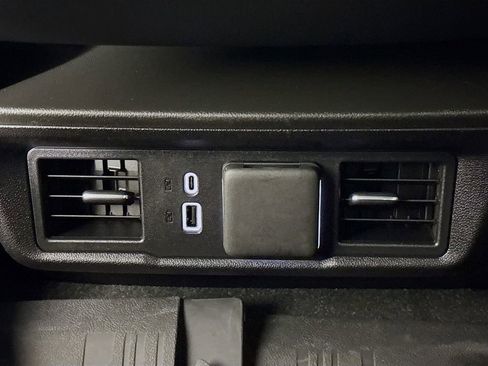 Used 2025 GMC Sierra 2500 SLE w/ SLE Value Package; image 31