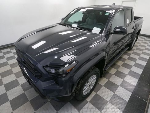 New 2026 Toyota Tacoma SR5 image 6