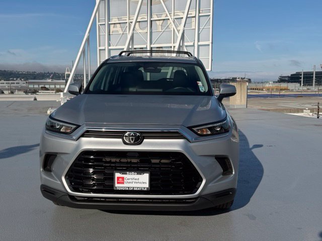 Certified 2024 Toyota Grand Highlander AWD image 12