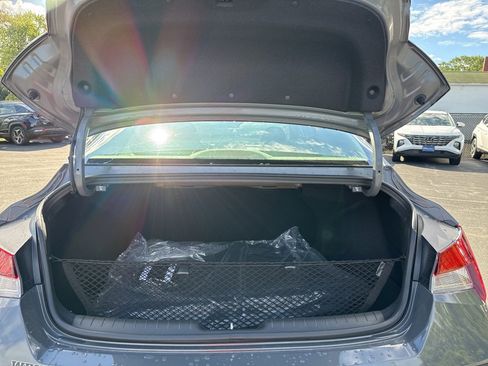 New 2025 Hyundai Elantra Sport image 15