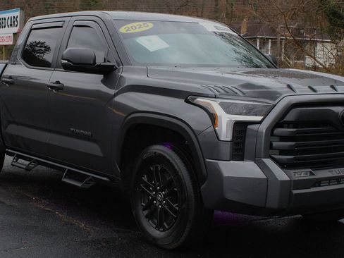 Used 2025 Toyota Tundra SR5 image 3