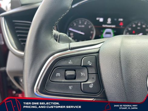 Used 2022 Buick Envision Essence w/ Technology Package I FWD image 17