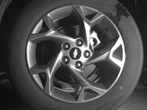 Used 2025 Chevrolet Trax LT FWD image 14