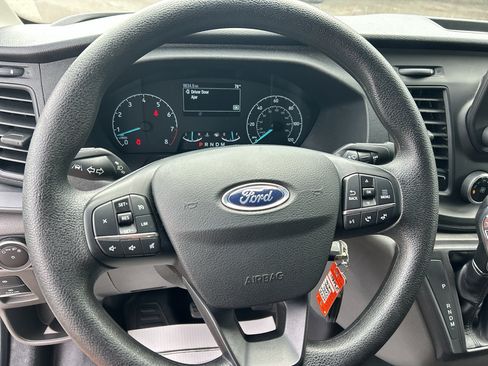 Used 2025 Ford Transit 250 Low Roof w/ Exterior Upgrade Package RWD image 21
