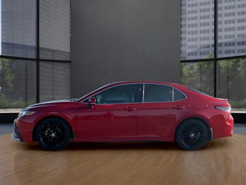 Used 2024 Toyota Camry XSE image 5