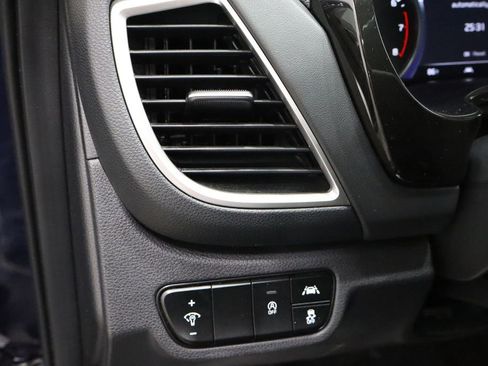 Used 2022 Kia Seltos SX image 19