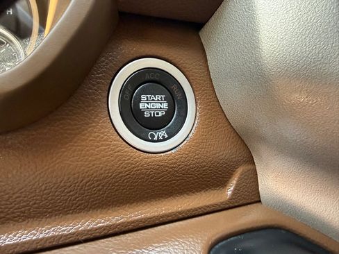 Used 2021 RAM 2500 Laramie AWD/4WD image 29