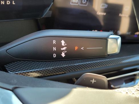 New 2026 Chevrolet Traverse High Country image 23