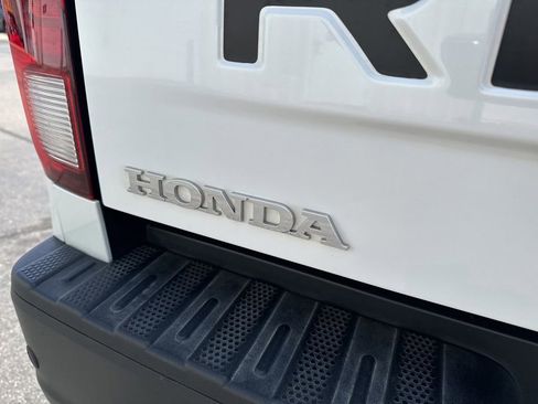 Certified 2024 Honda Ridgeline Black Edition image 10