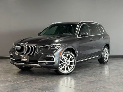Used 2019 BMW X5 xDrive40i w/ Premium Package 2 AWD/4WD image 1