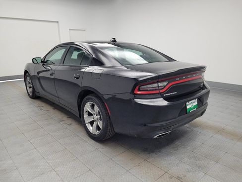 Used 2017 Dodge Charger SXT image 5