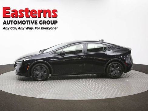 Used 2023 Toyota Prius LE FWD image 57