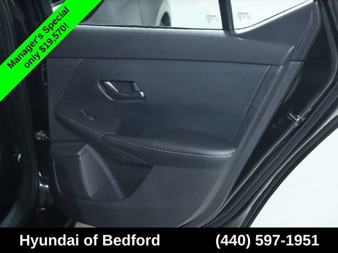 Used 2024 Nissan Sentra SV FWD image 31