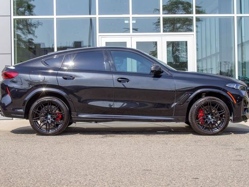 Used 2026 BMW X6 M Competition AWD/4WD image 3