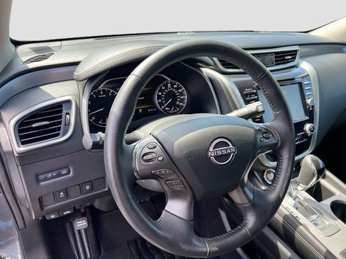Used 2024 Nissan Murano SV image 9