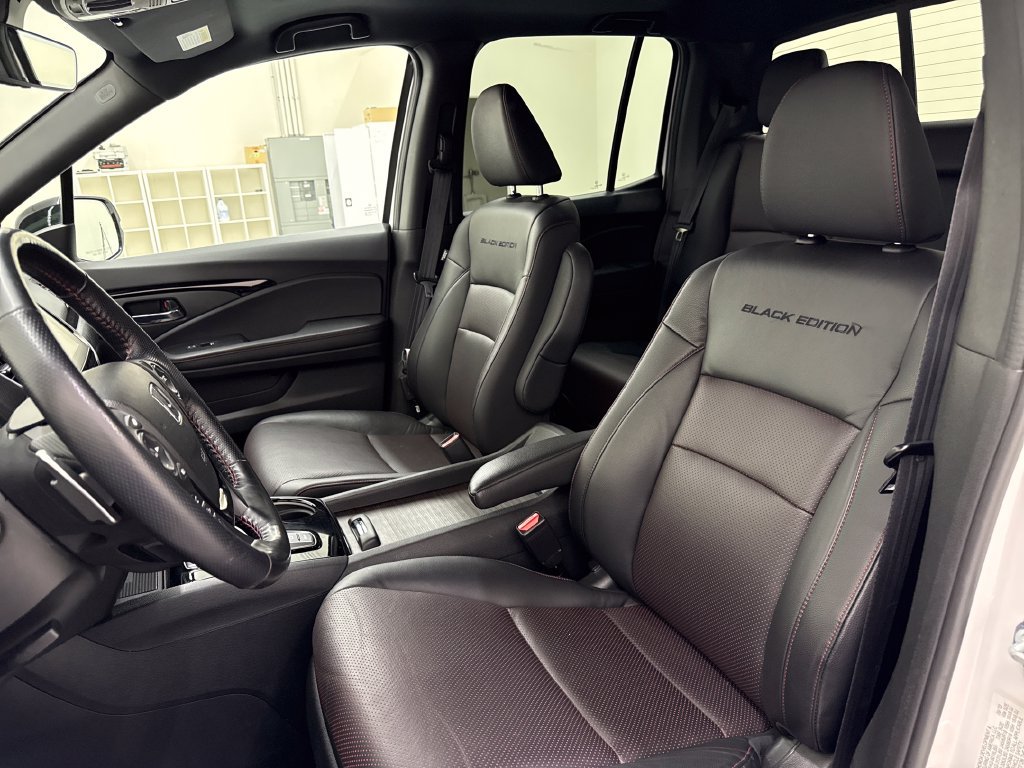 Used 2023 Honda Ridgeline Black Edition image 14