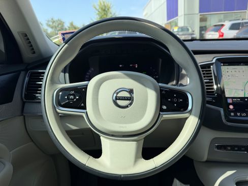 Certified 2025 Volvo XC90 T8 Plus w/ Protection Package Premier AWD/4WD image 18