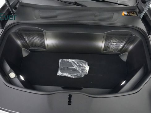 Used 2025 Rivian R1S Adventure image 27