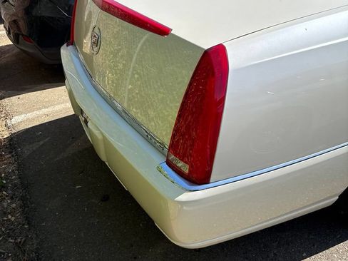 Used 2008 Cadillac DTS FWD image 9