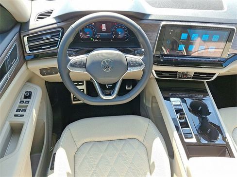 New 2026 Volkswagen Atlas SEL Premium R-Line image 7