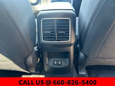 Used 2026 Kia Sportage LX FWD image 11