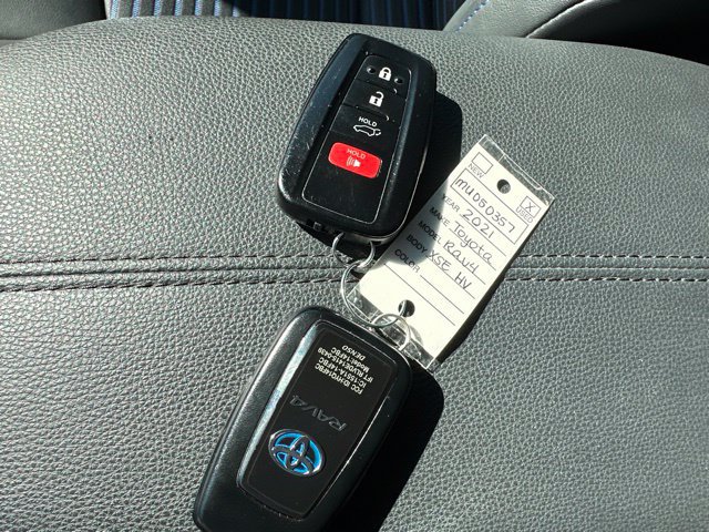 Used 2021 Toyota RAV4 XSE AWD/4WD image 43