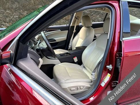 Used 2016 Buick Regal FWD image 22