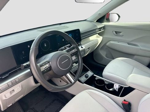 Certified 2024 Hyundai Kona SEL w/ Convenience Package FWD image 9