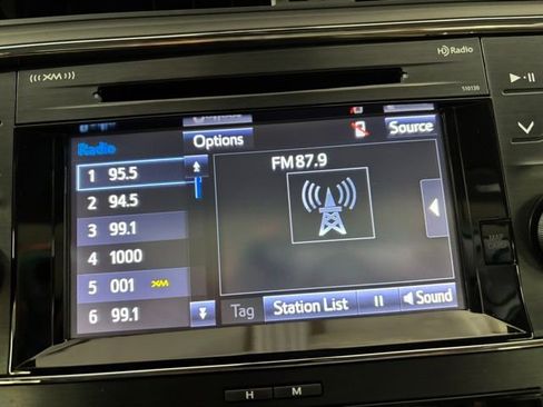 Used 2017 Toyota Avalon XLE Premium image 20