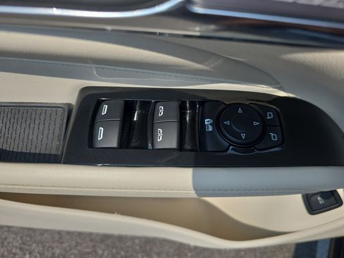Used 2023 Cadillac CT4 Luxury w/ Sun And Sound Package RWD image 27