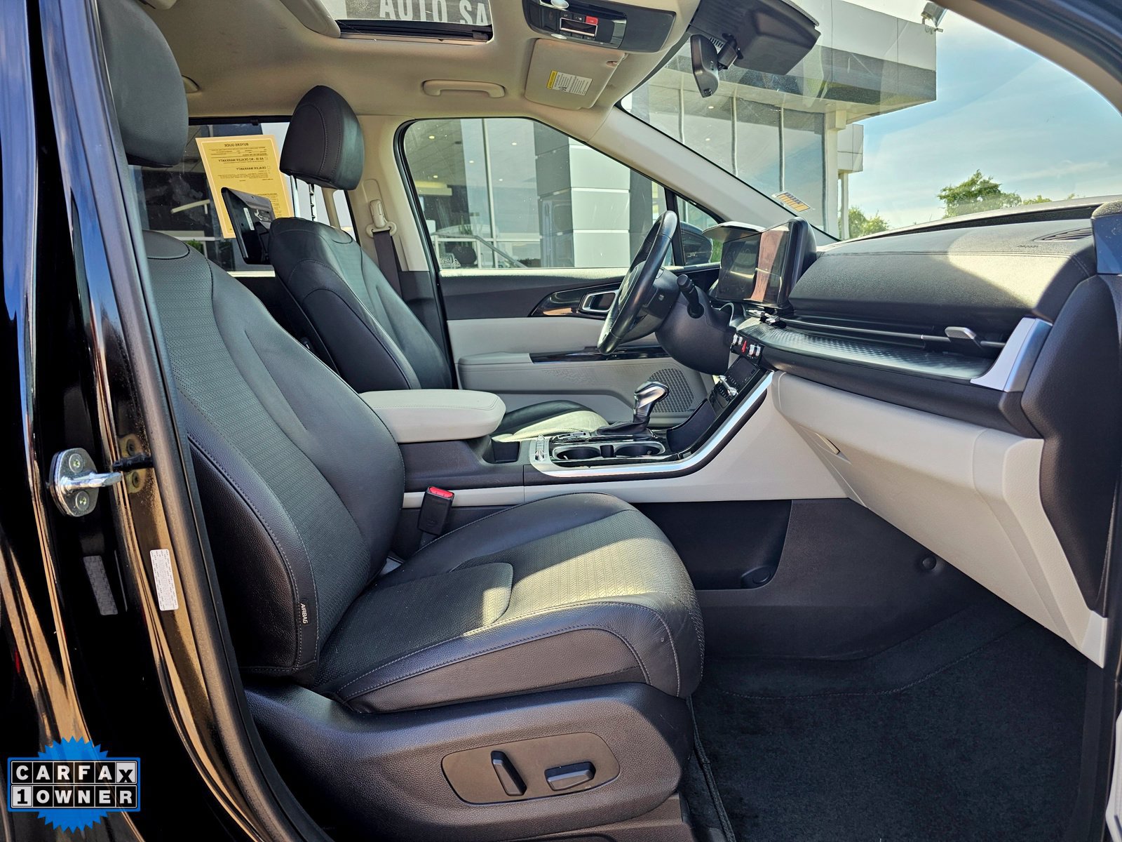 Used 2023 Kia Carnival SX Prestige FWD image 29