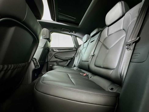 New 2026 Porsche Macan image 23