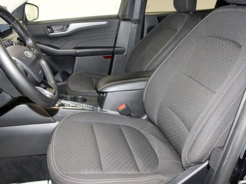 Used 2024 Ford Escape Active image 21