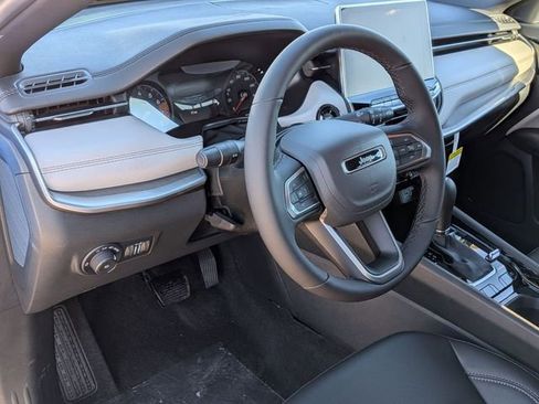 New 2026 Jeep Compass Limited image 11