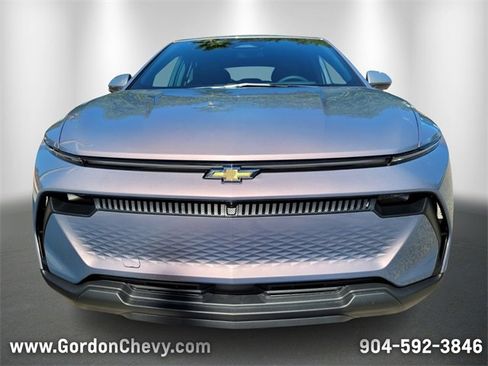 New 2026 Chevrolet Equinox EV LT image 11