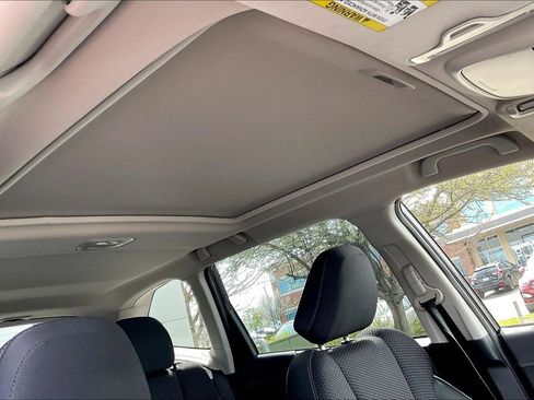 Used 2022 Subaru Forester Premium AWD/4WD image 25