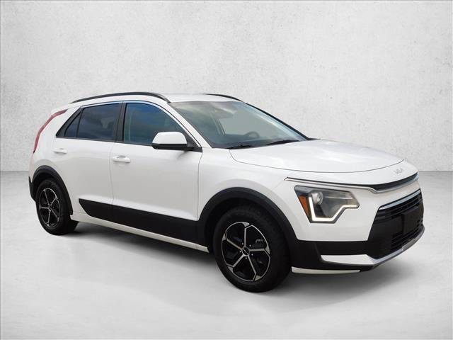 Used 2025 Kia Niro LX FWD image 6