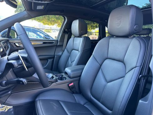 New 2026 Porsche Macan S AWD/4WD image 5