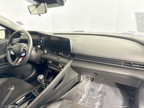 Used 2024 Hyundai Elantra N image 36