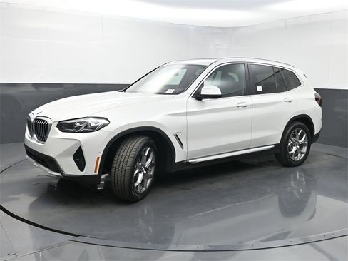 Used 2023 BMW X3 sDrive30i w/ Premium Package image 25