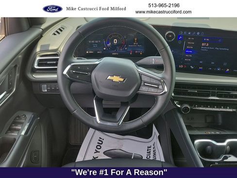Used 2026 Chevrolet Traverse LT AWD/4WD image 11
