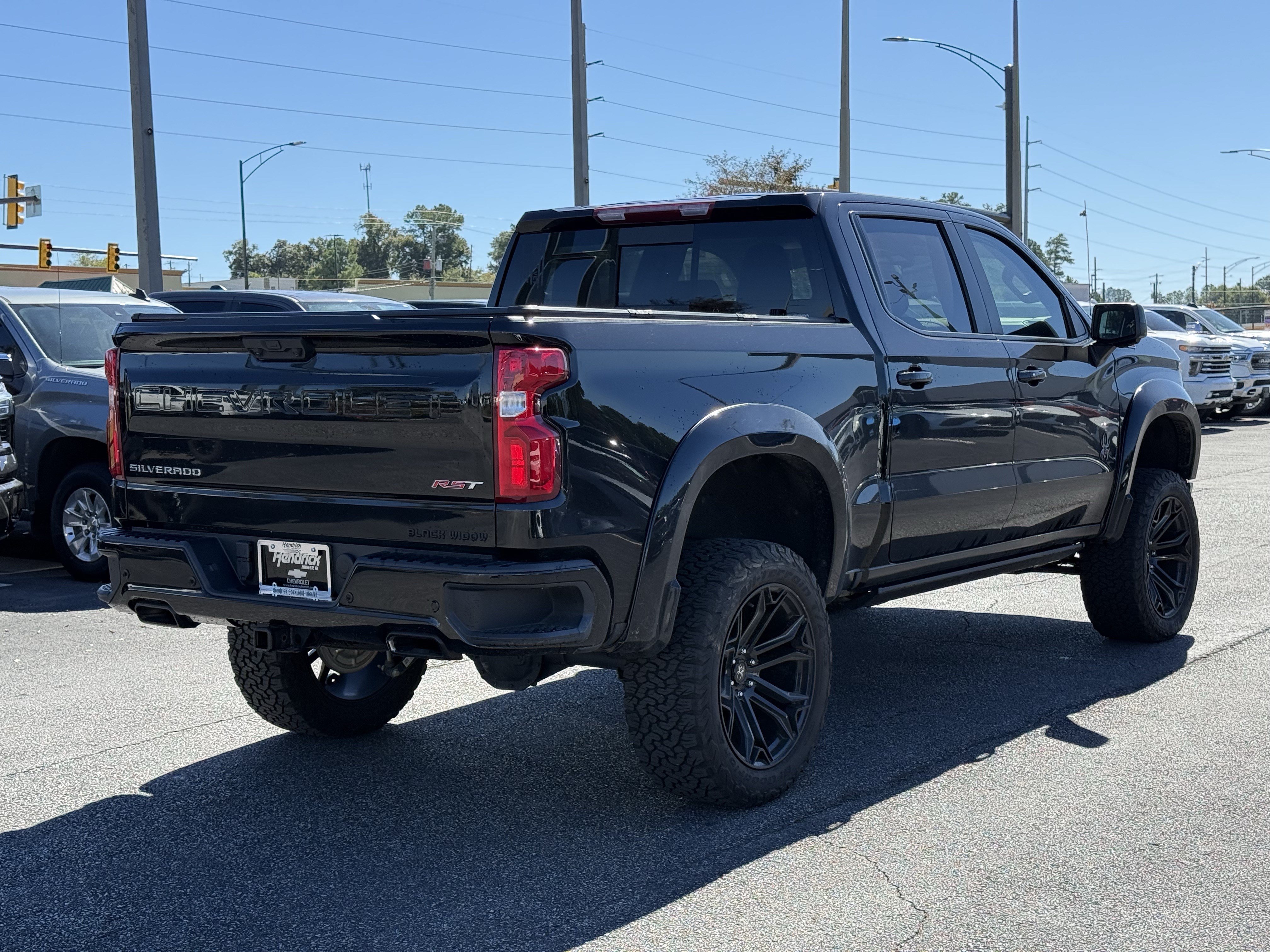 Used 2025 Chevrolet Silverado 1500 RST AWD/4WD image 11