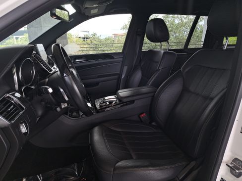 Used 2018 Mercedes-Benz GLS 450 4MATIC image 16