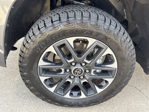 Used 2024 Toyota Tundra Limited image 12