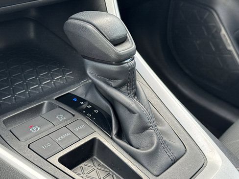 Used 2025 Toyota RAV4 XLE w/ Weather Package image 20