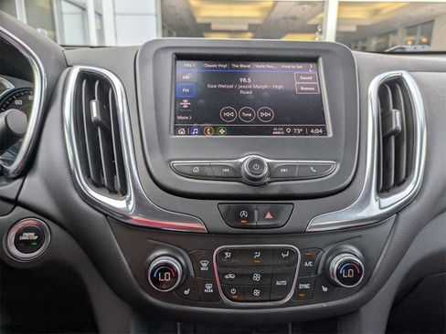 Used 2022 Chevrolet Equinox LT image 15