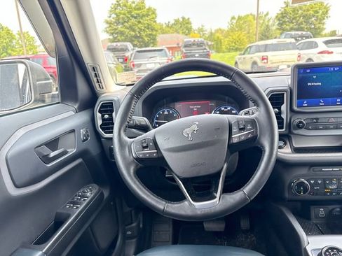 Used 2023 Ford Bronco Sport Outer Banks AWD/4WD image 14