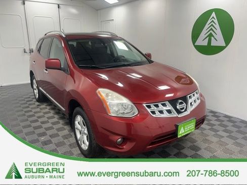 Used 2011 Nissan Rogue SV w/ Premium Pkg AWD/4WD image 1